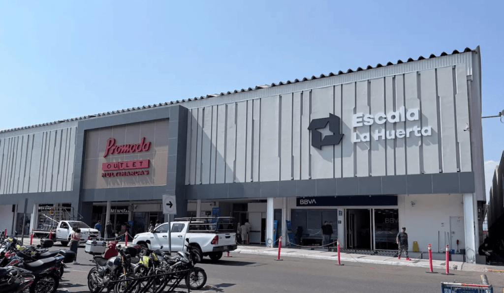 Escala La Huerta, centro comercial en Morelia con tiendas y diferentes opciones para disfrutar.